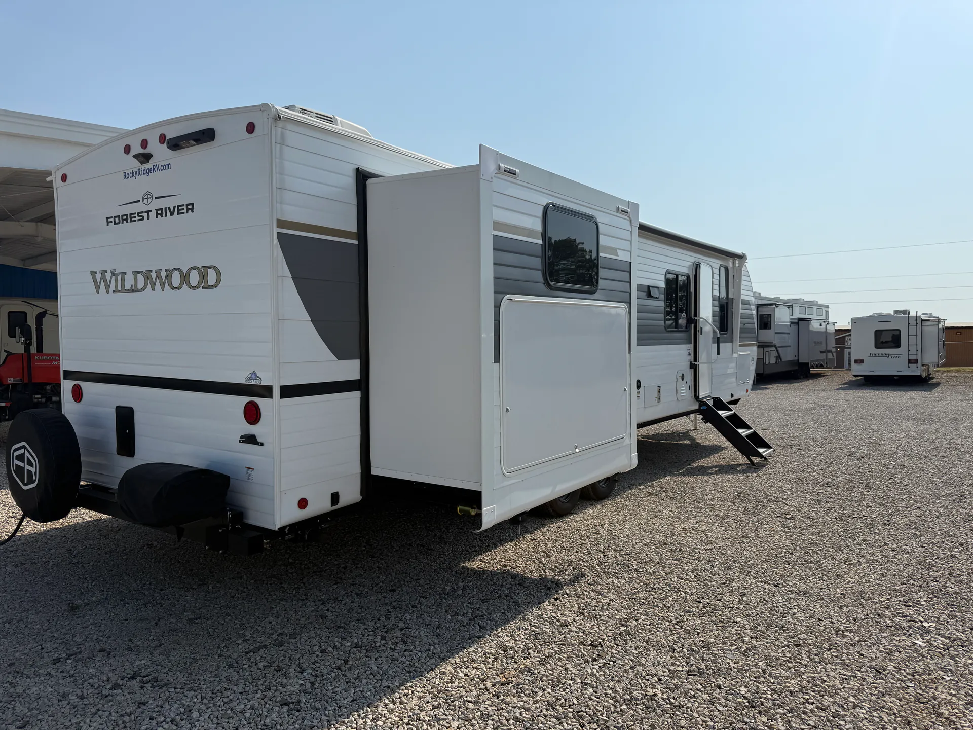 2027 Forest River Wildwood 31KQBTS — Photo 7