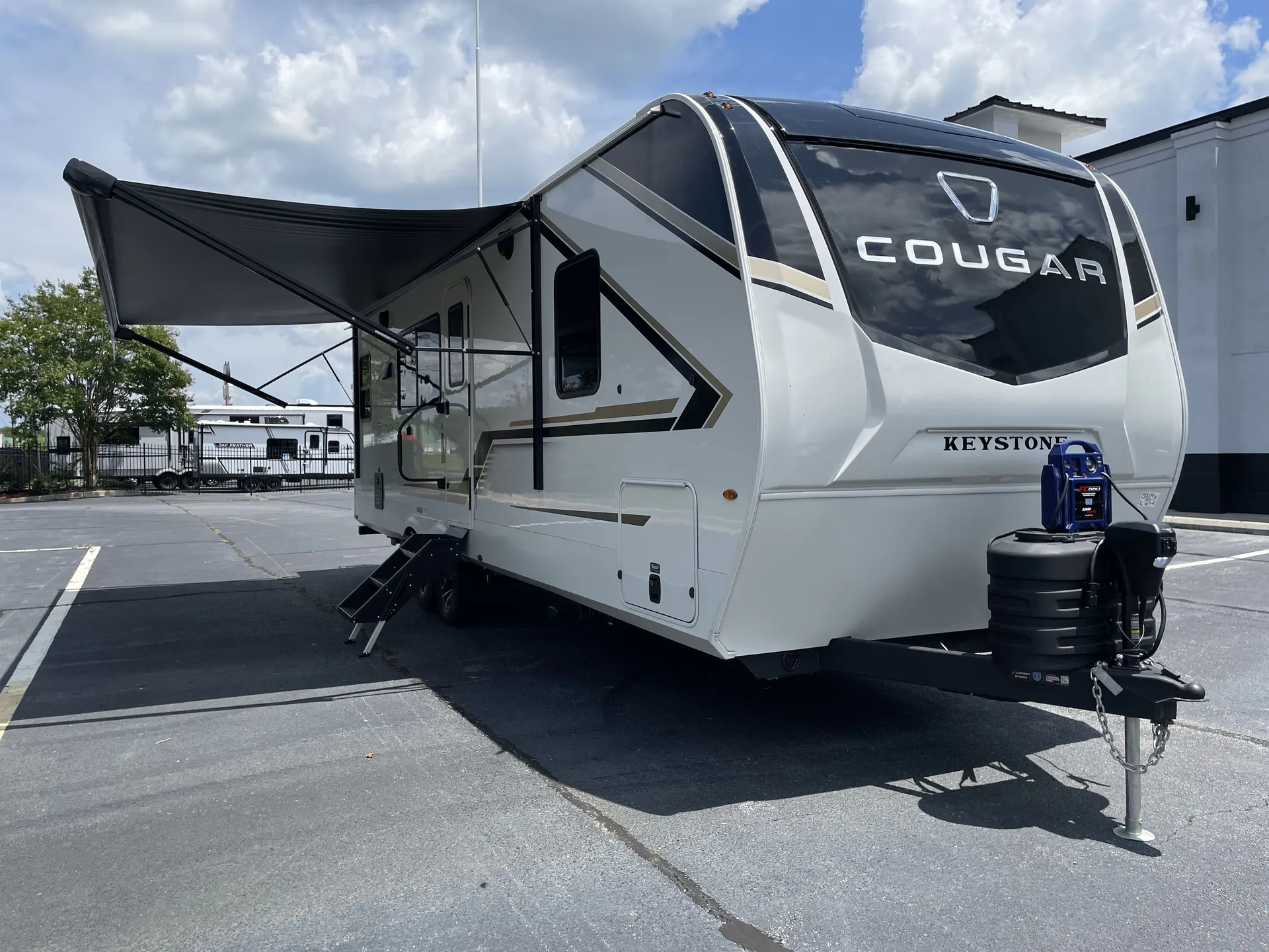 2027 Keystone Cougar Half-Ton 26LBW - Photo 2