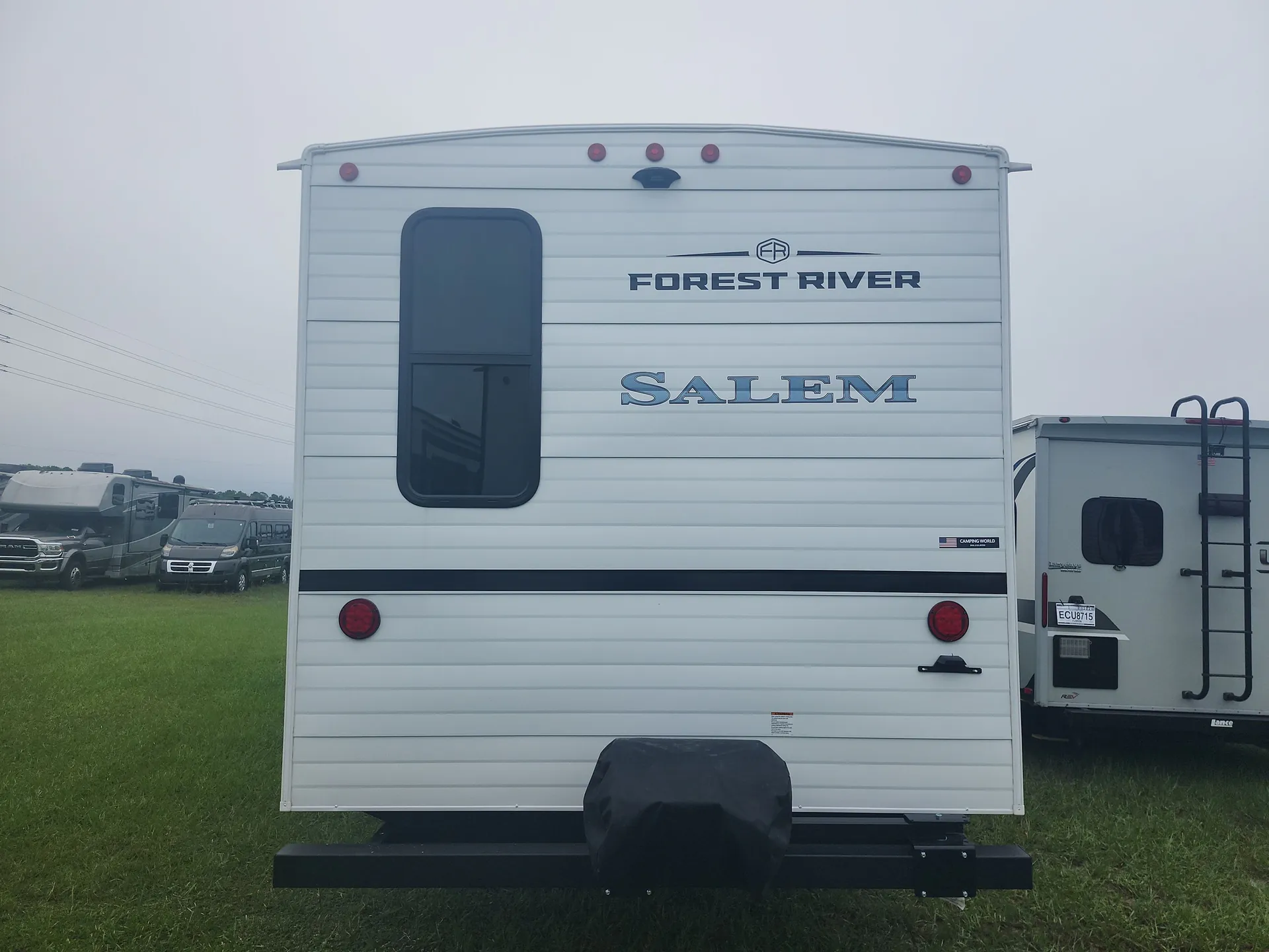2027 Forest River Salem 33TS — backside