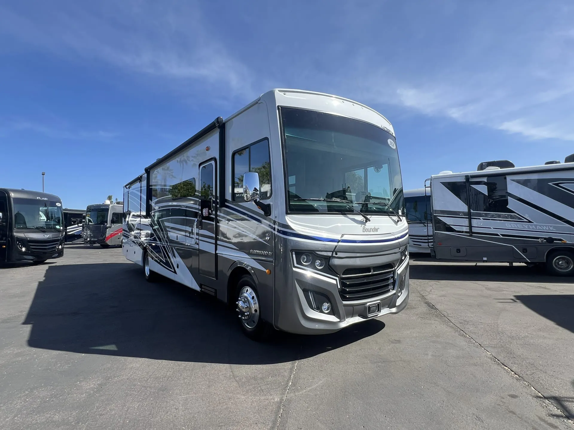2026 Fleetwood Bounder 36F - Photo 2