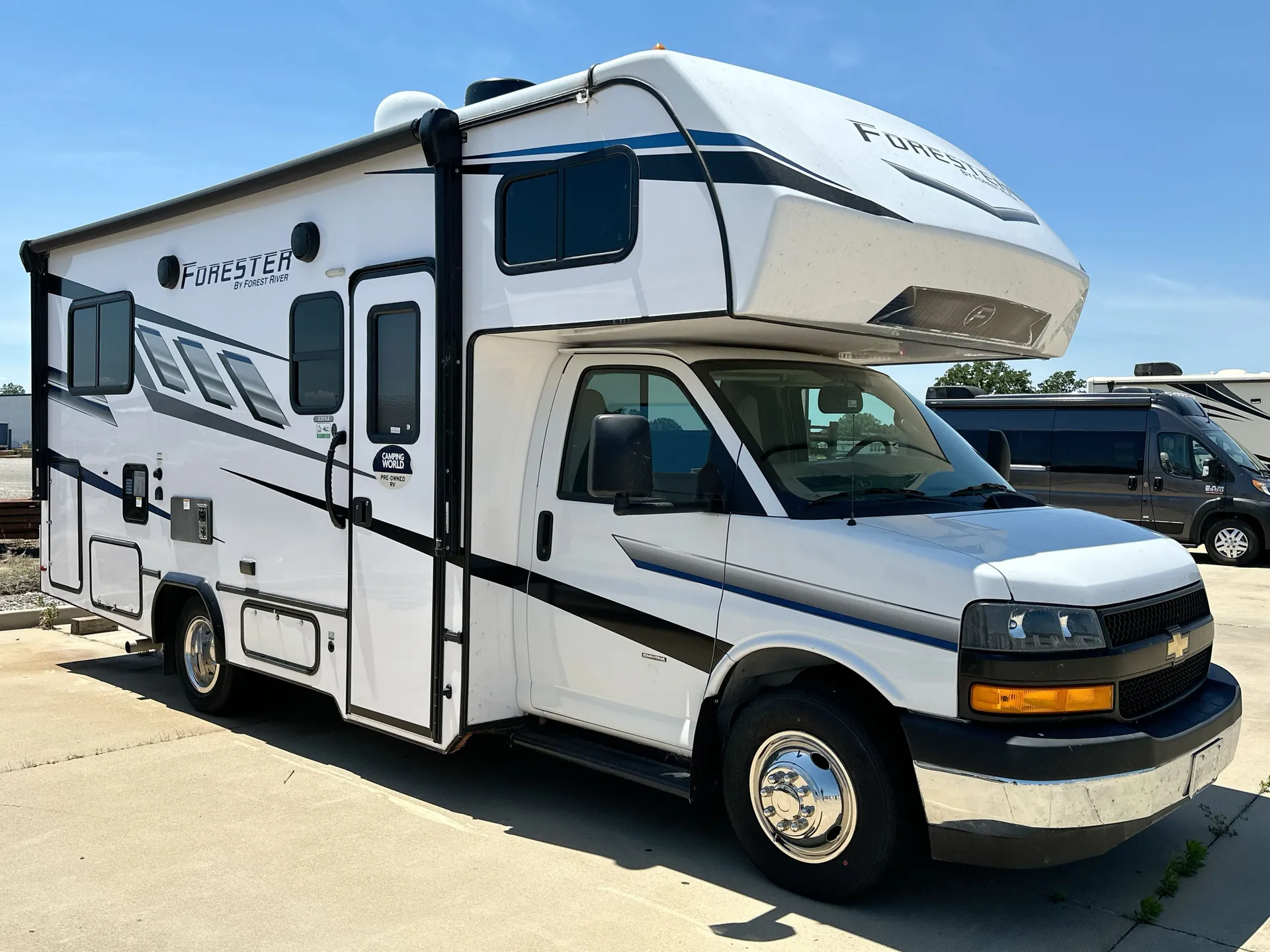 2024 Forest River Forester 2351LE - Photo 2