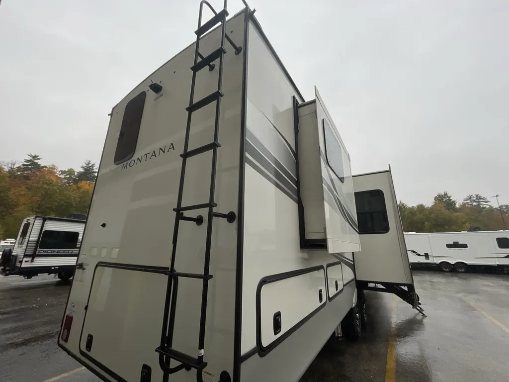 2023 Keystone Montana 3901RK, Photos photo 7