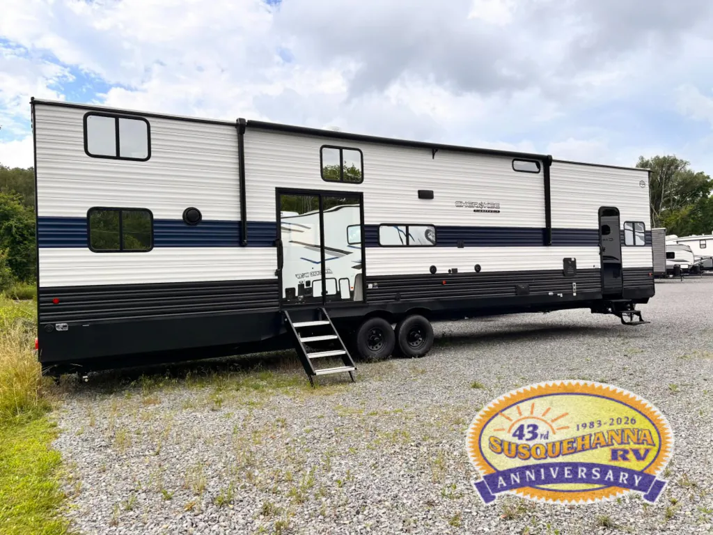 2025 Forest River Cherokee Timberwolf 39DC, Photos photo 4