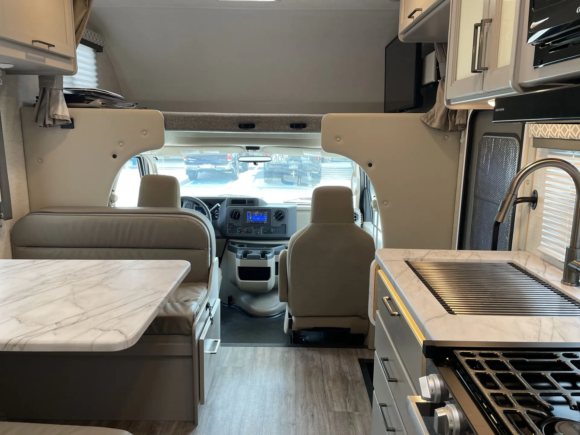 2024 Thor Motor Coach Coleman 22CM — living area main