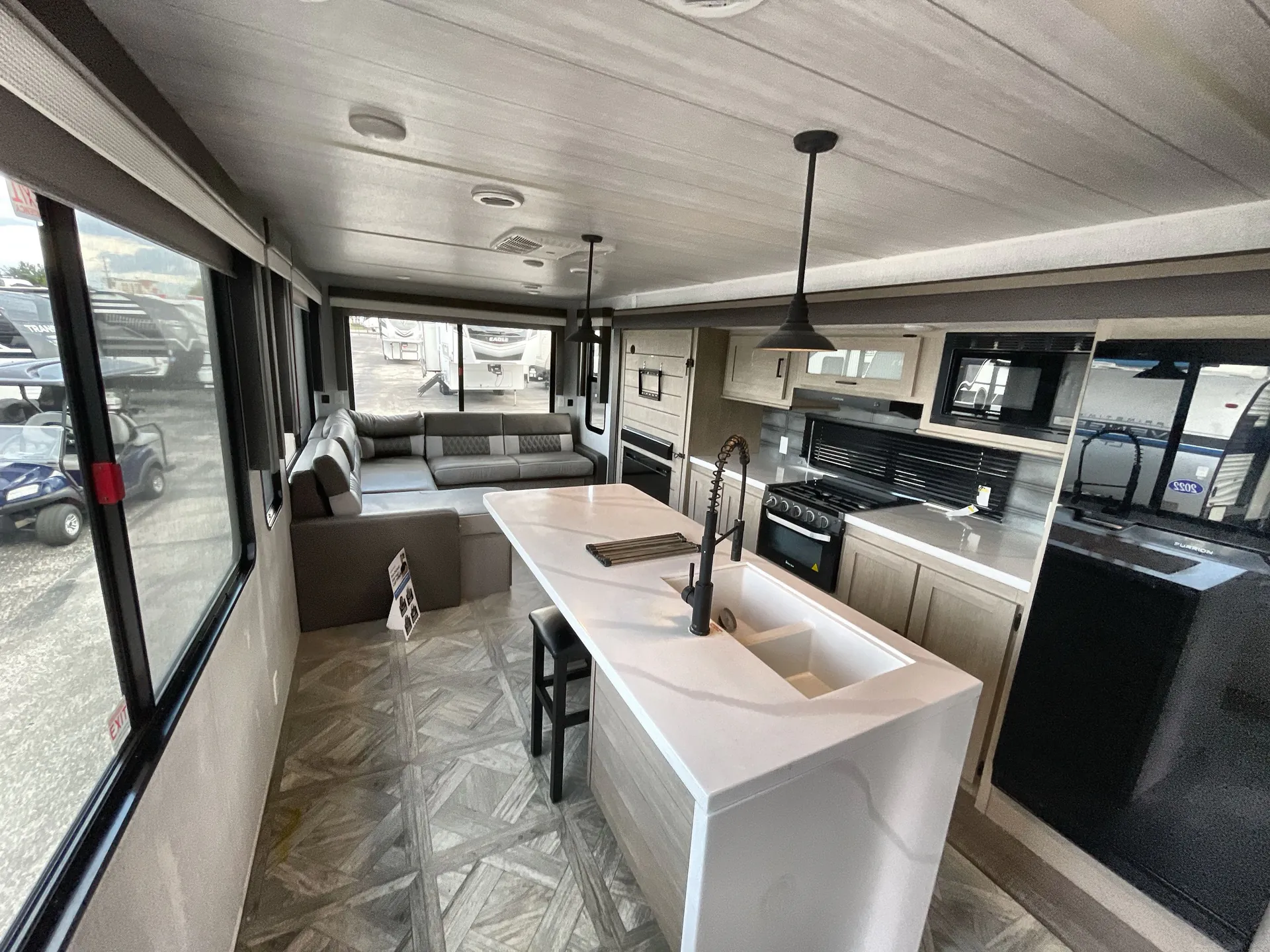 2024 Forest River Salem 28VIEW — living area main