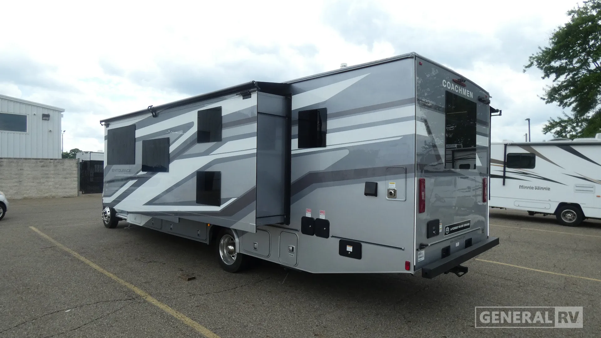 2026 Coachmen Entourage 340BH - Photo 4
