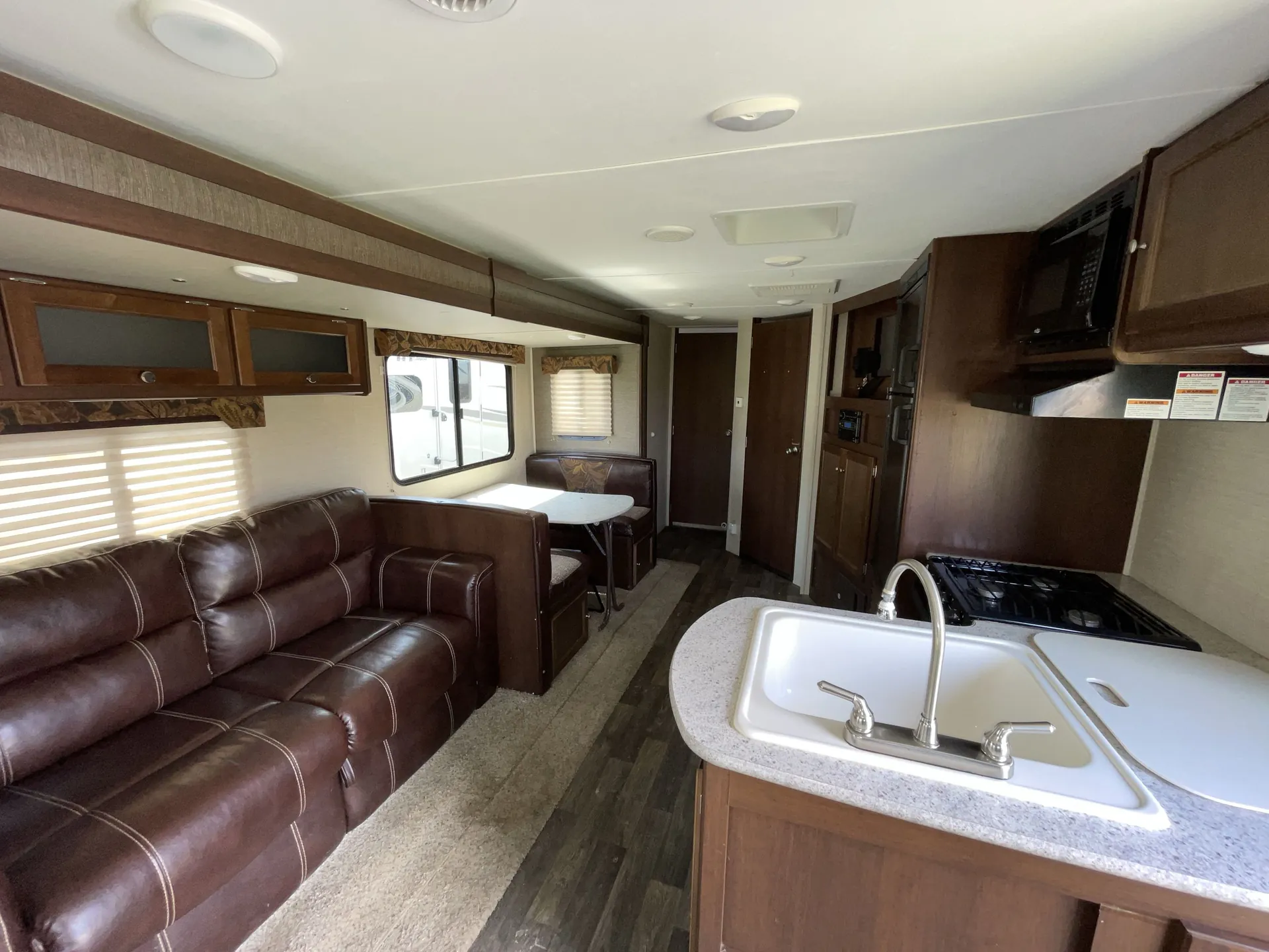 2016 Keystone Bullet 269RLS — living area main