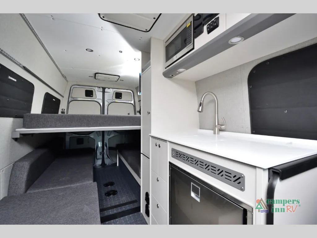 2023 Outside Van Approach 170, Photos photo 8