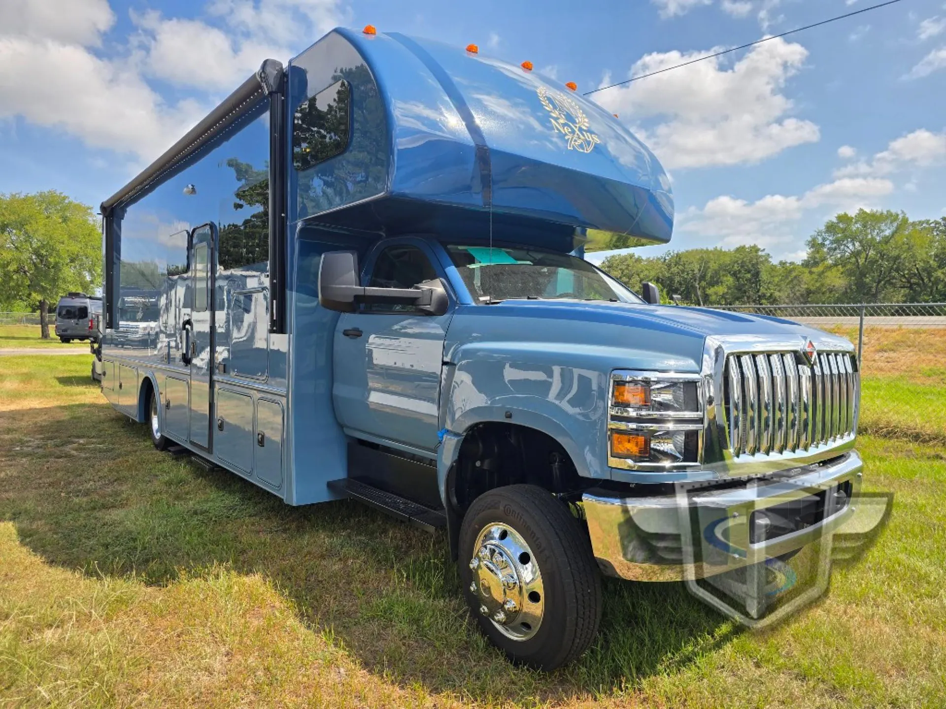 2027 Nexus Rebel 34R - Photo 2