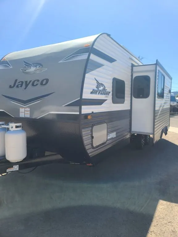 2024 Jayco Jay Flight 225MLSW - Photo 4