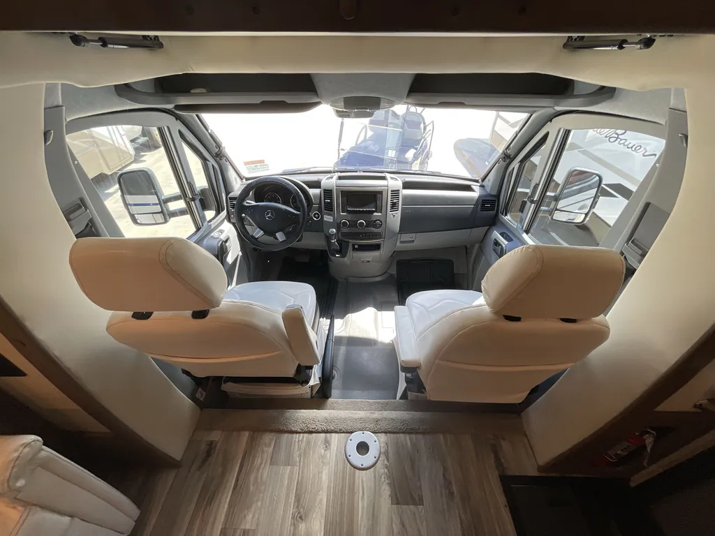2019 Tiffin Wayfarer 24 TW, Photos photo 17
