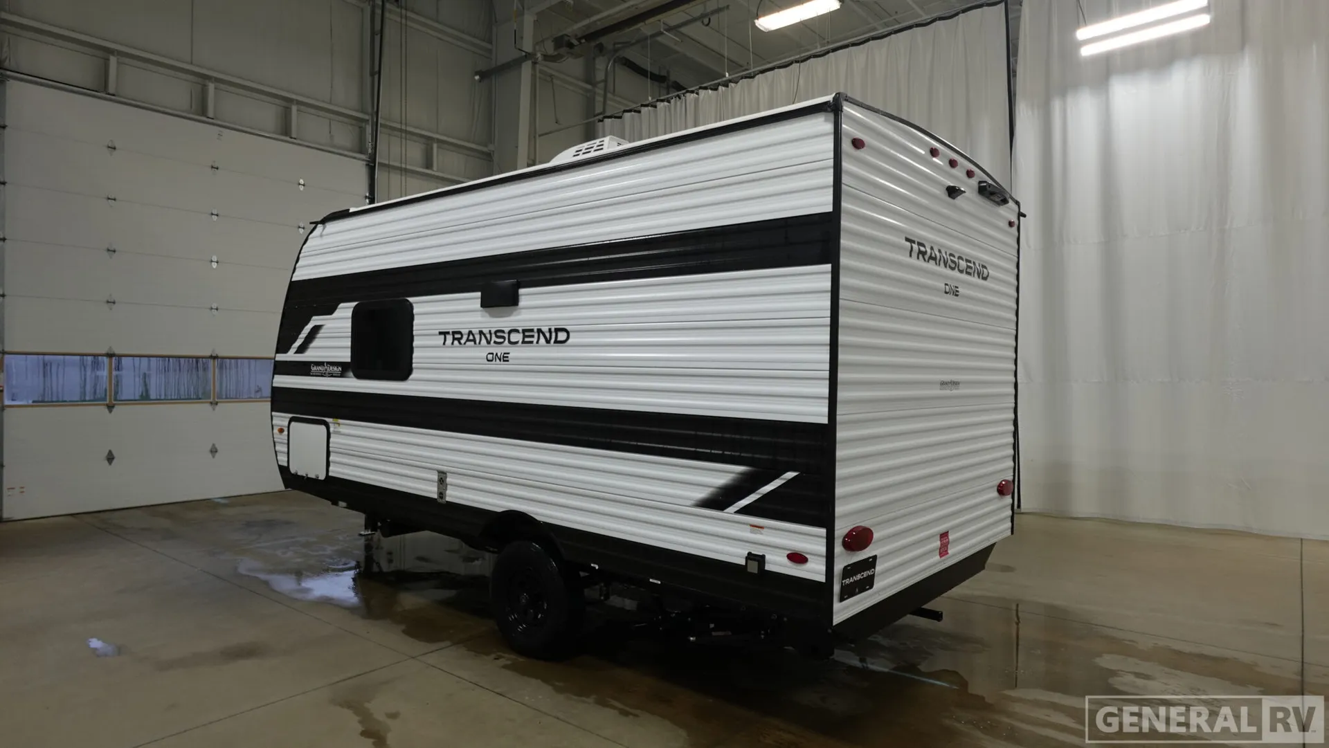 2026 Grand Design Transcend One 151RB - Photo 4