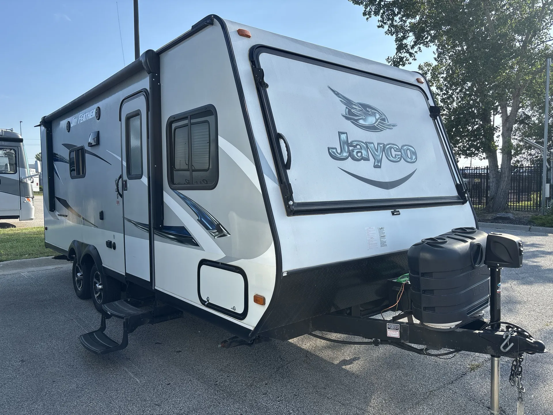 2017 Jayco Jay Feather X23B - Photo 2