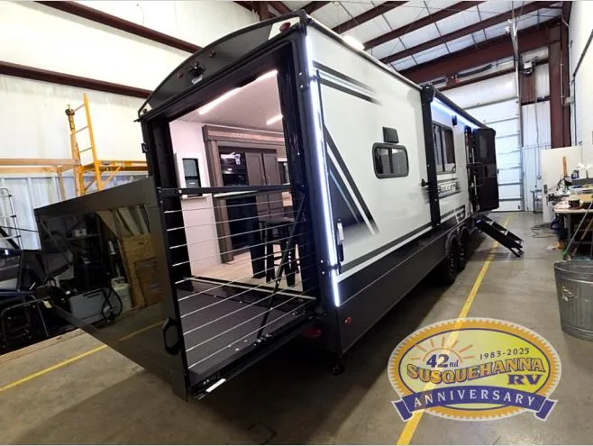 2025 Keystone Bullet Premium 336BBK - Photo 2