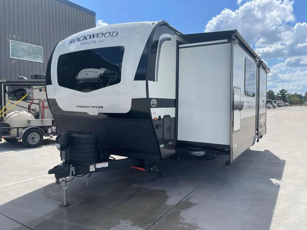 2027 Forest River Rockwood Mini Lite 2523MBR - Photo 4