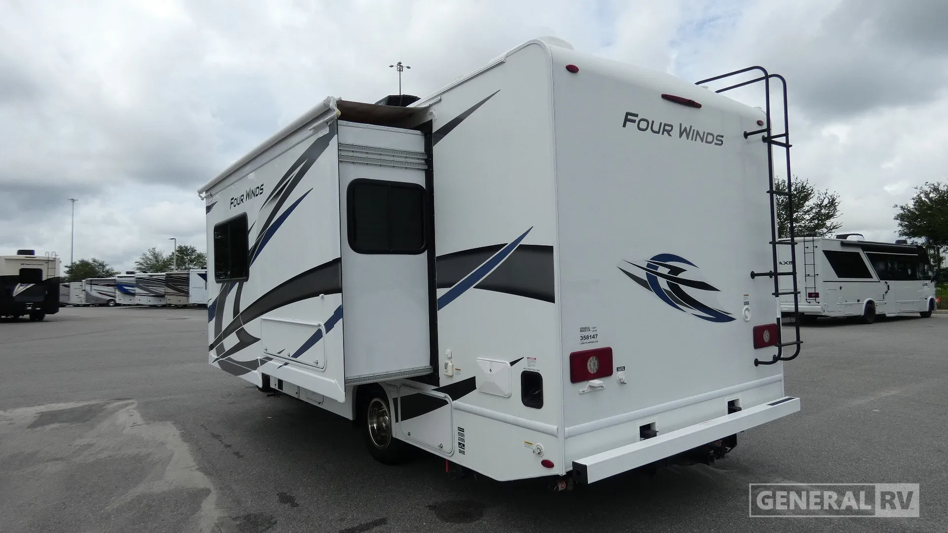 2023 Thor Motor Coach Four Winds 25M - Photo 4