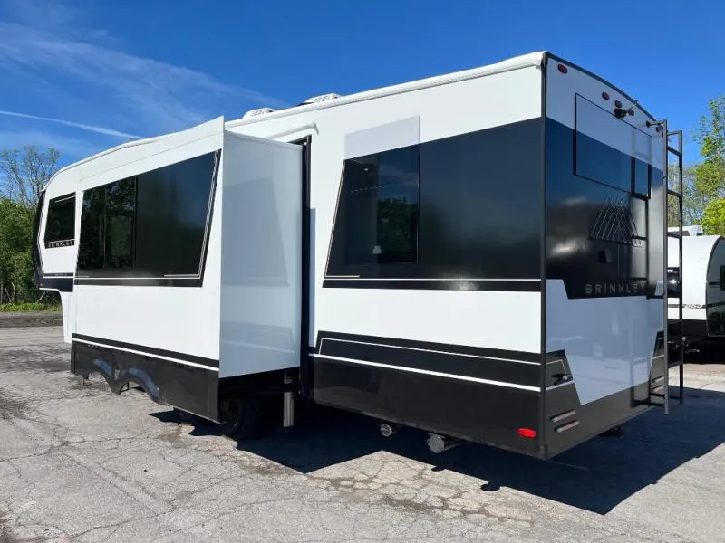 2027 Brinkley Model Z 2810 - Photo 4