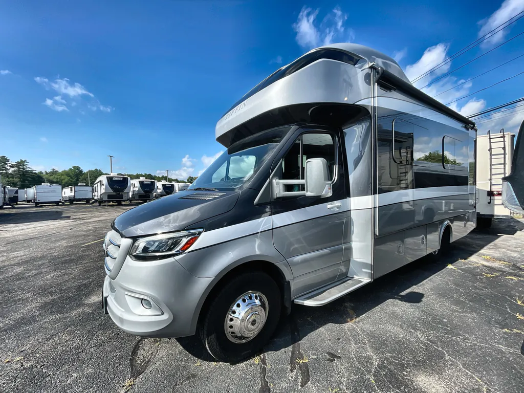 2020 Tiffin Wayfarer 25 RW, Photos photo 6