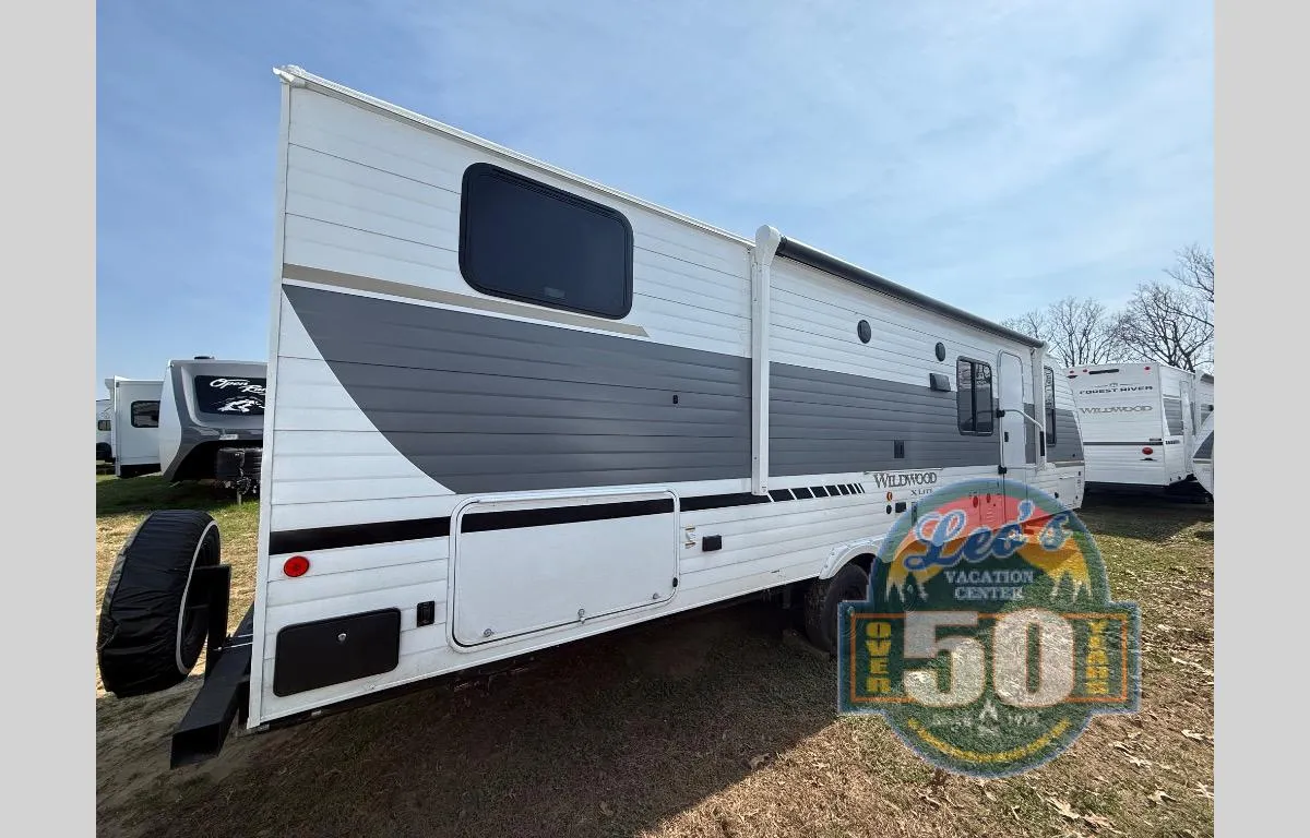 2026 Forest River Wildwood X-Lite 273QBXL - Photo 3