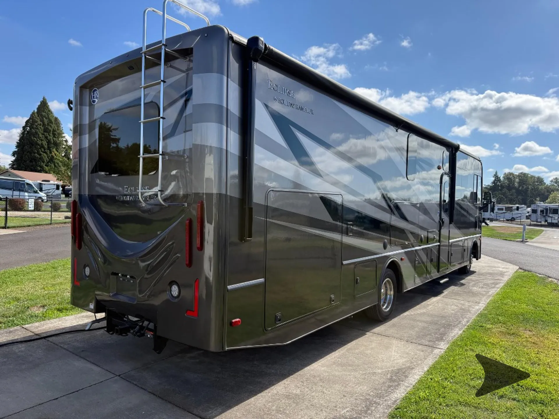 2023 Holiday Rambler Eclipse 34J dealer photo 3 from Bish's RV