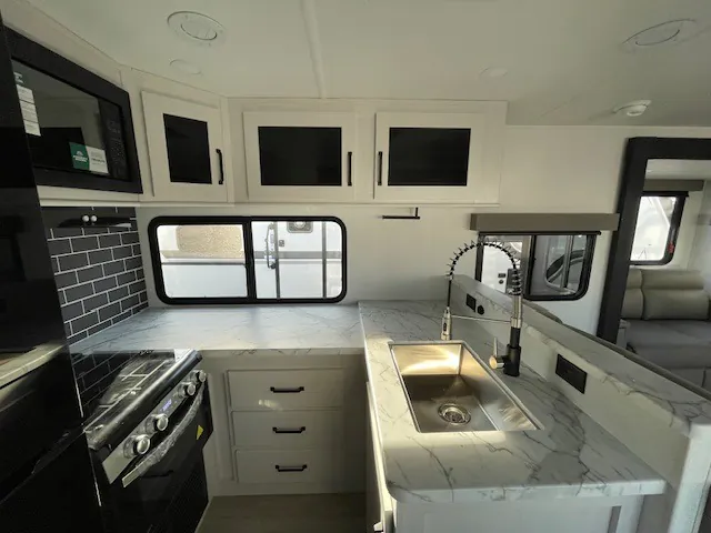 2026 Forest River Solaire 3060RKTS, Photos photo 37