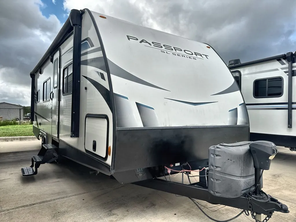 2022 Keystone Passport SL 229RK - Photo 2