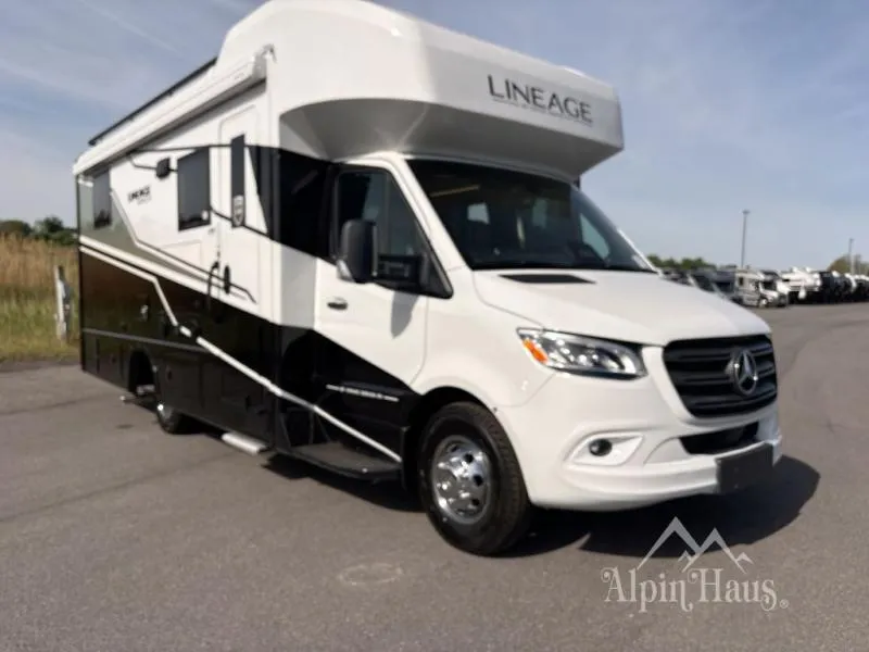 2026 Grand Design Lineage Series M 25FW - Photo 2