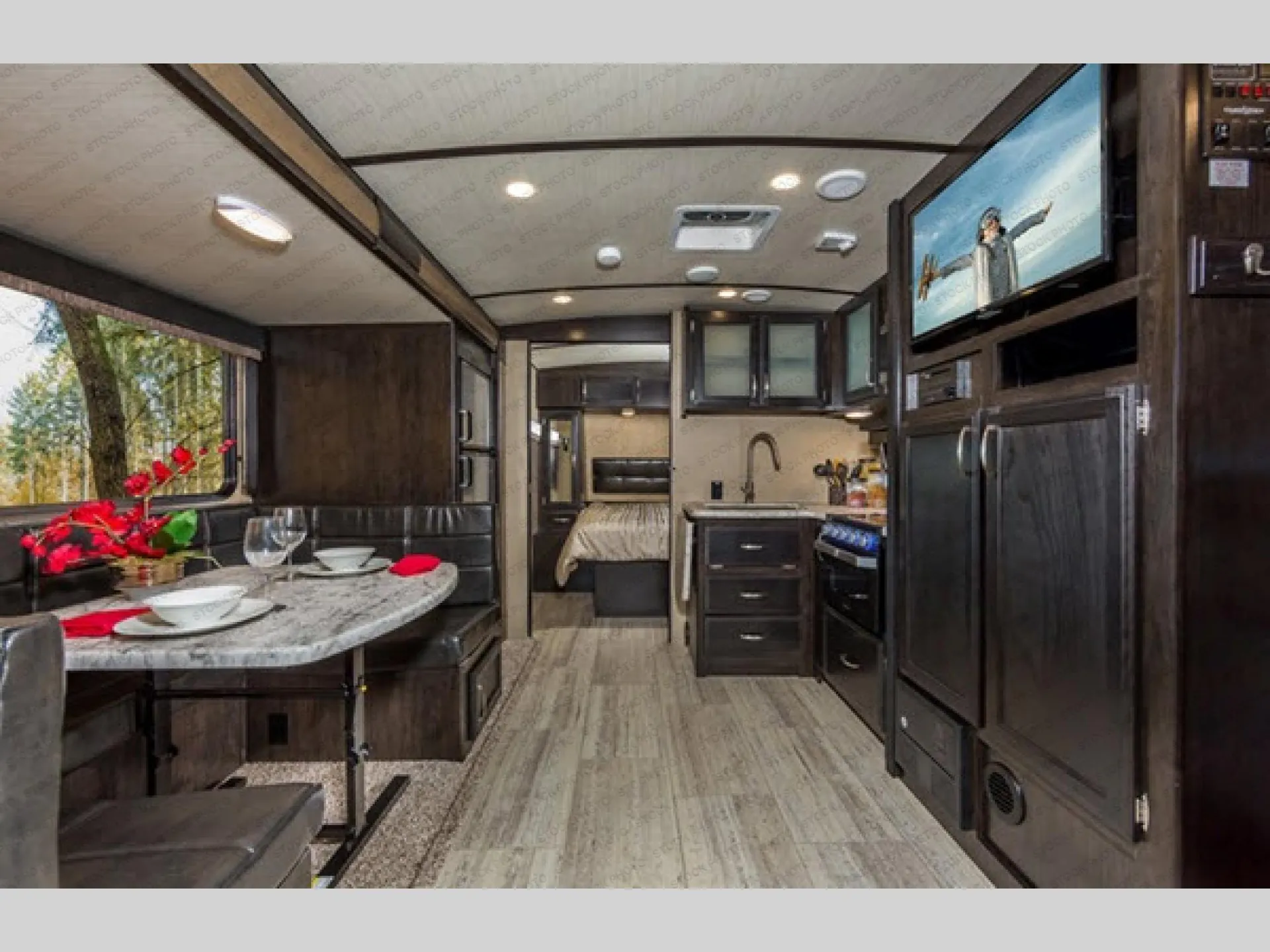 2018 Grand Design Imagine 2400BH - Photo 2
