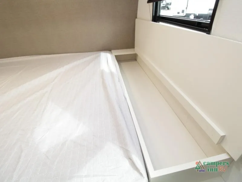 2026 Grand Design Transcend One 151BH - Photo 4