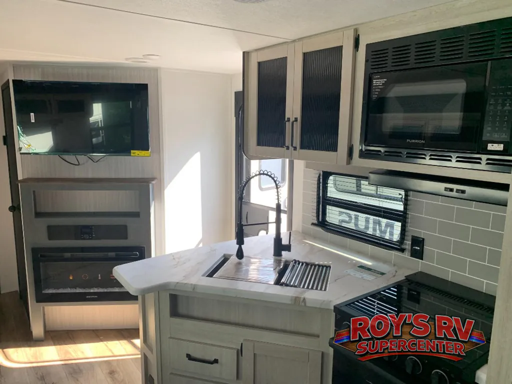 2027 Forest River Puma 32BHQS, Photos photo 9