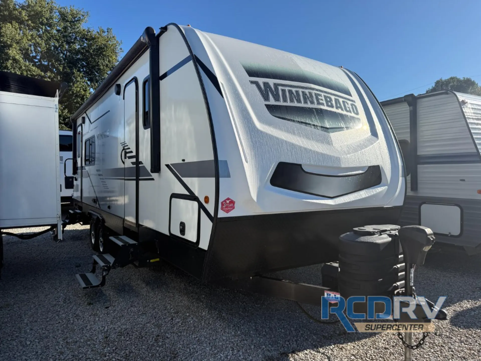 2021 Winnebago Minnie 2529RG - Photo 2