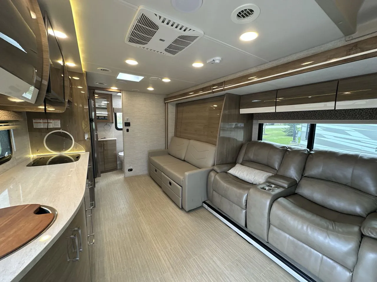 2021 Jayco Melbourne Prestige 24LP - Photo 4