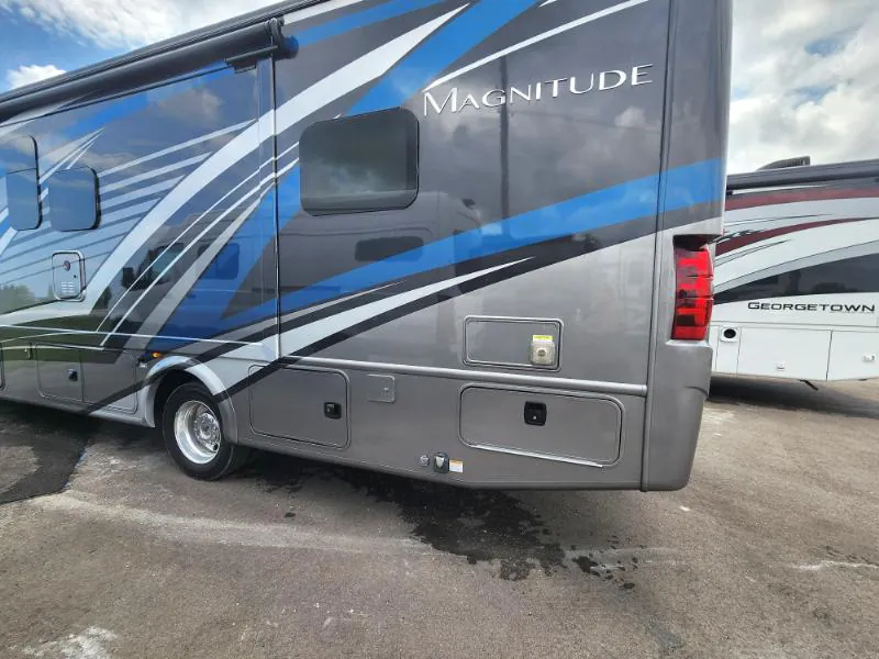 2022 Thor Motor Coach Magnitude Super C XG32, Photos photo 62