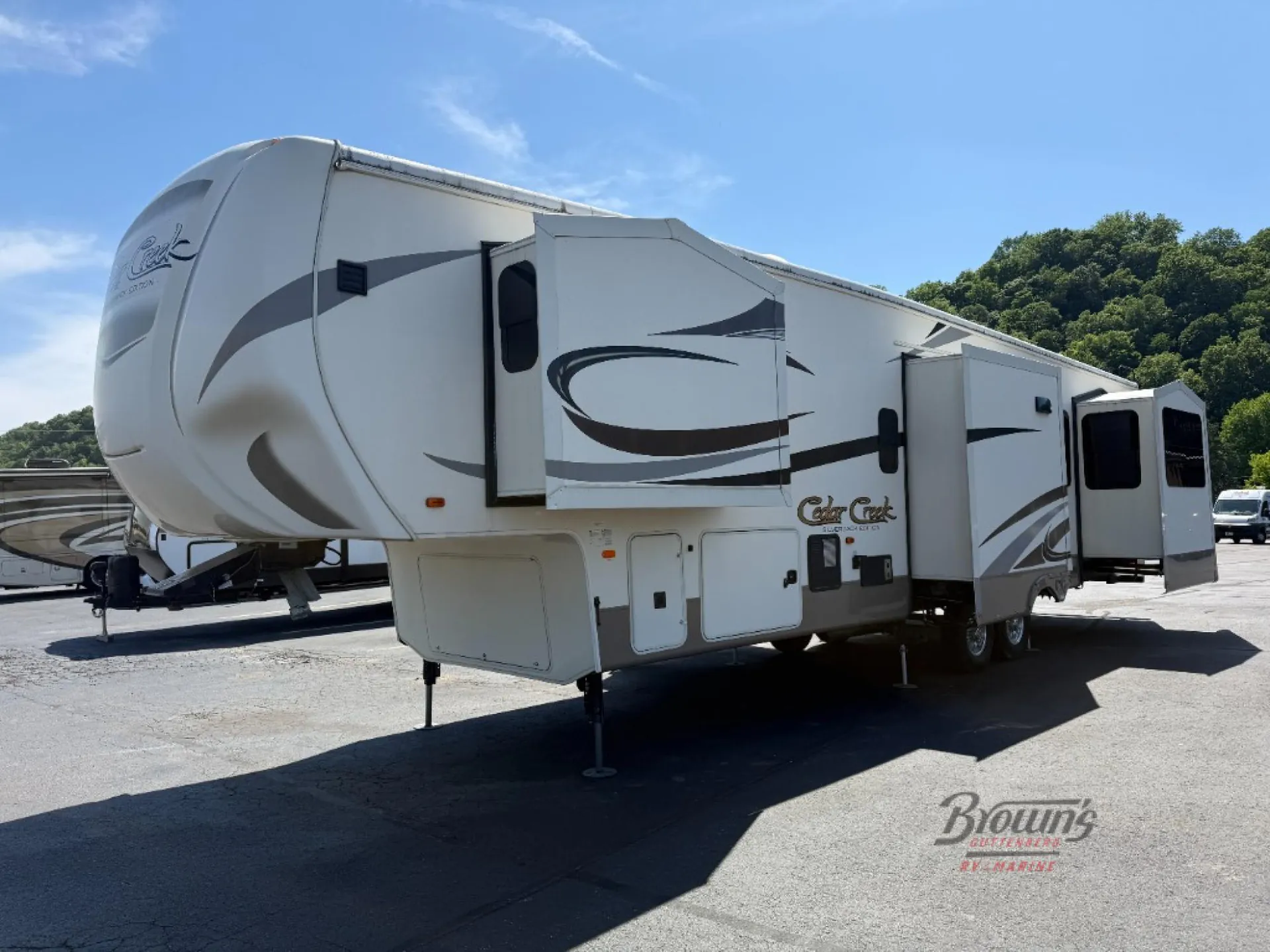 2016 Forest River Cedar Creek Silverback 37RL - Photo 4