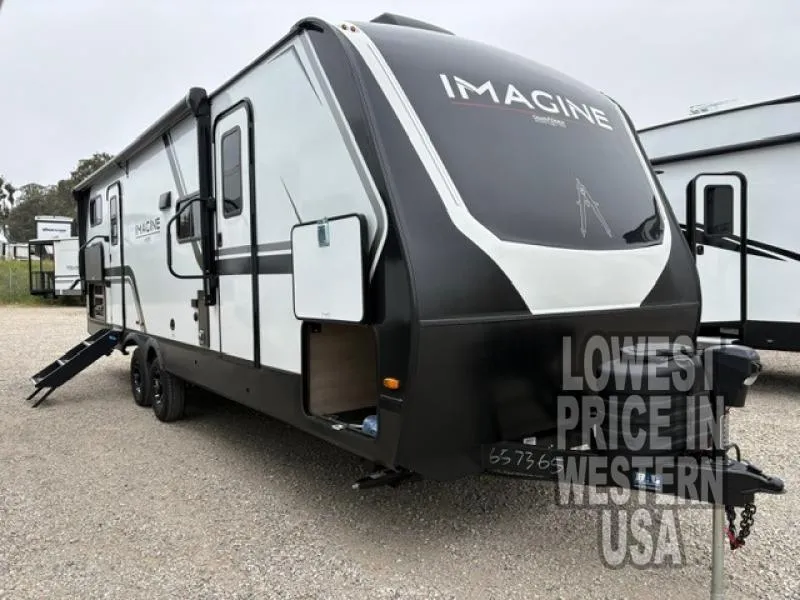 2026 Grand Design Imagine 2800BH - Photo 3