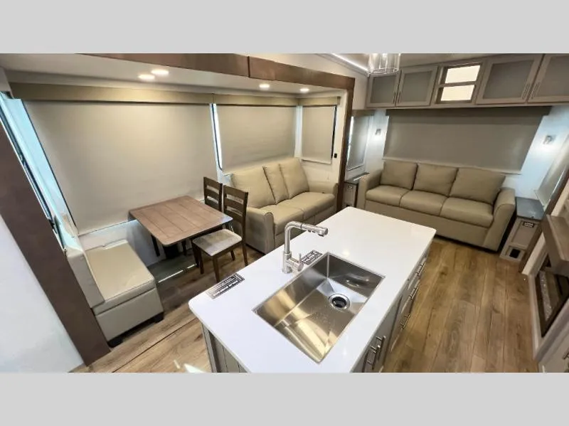 2026 Alliance RV Avenue 39MBR - Photo 3