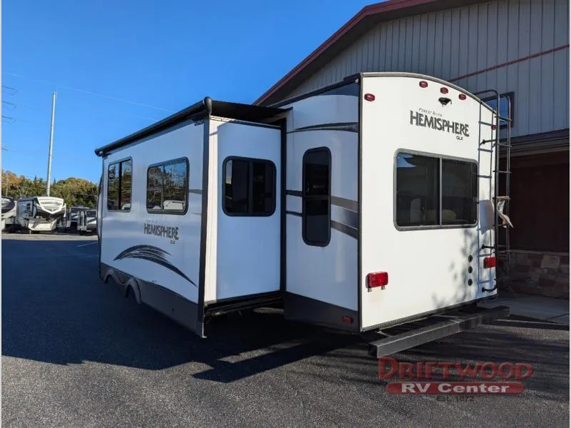 2018 Forest River Salem Hemisphere GLX 272RL - Photo 4