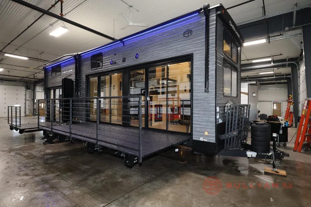 2025 Forest River Cherokee Timberwolf 27MDK - Photo 2