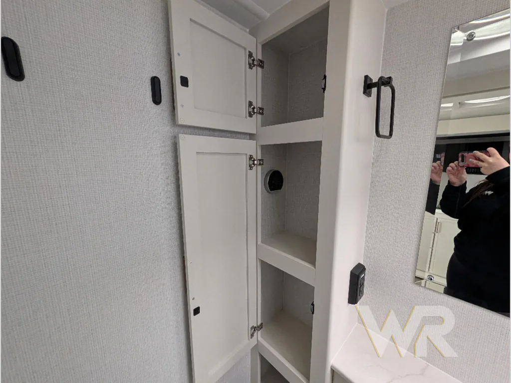 2026 Brinkley Model Ix 23X, Photos photo 29