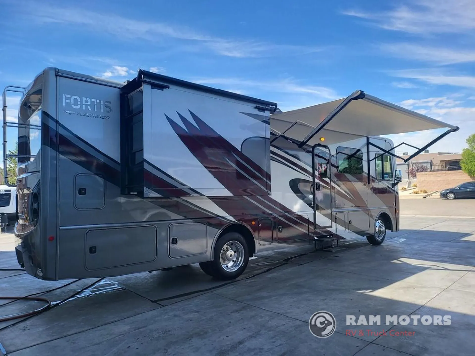 2024 Fleetwood Fortis 32RW - Photo 4