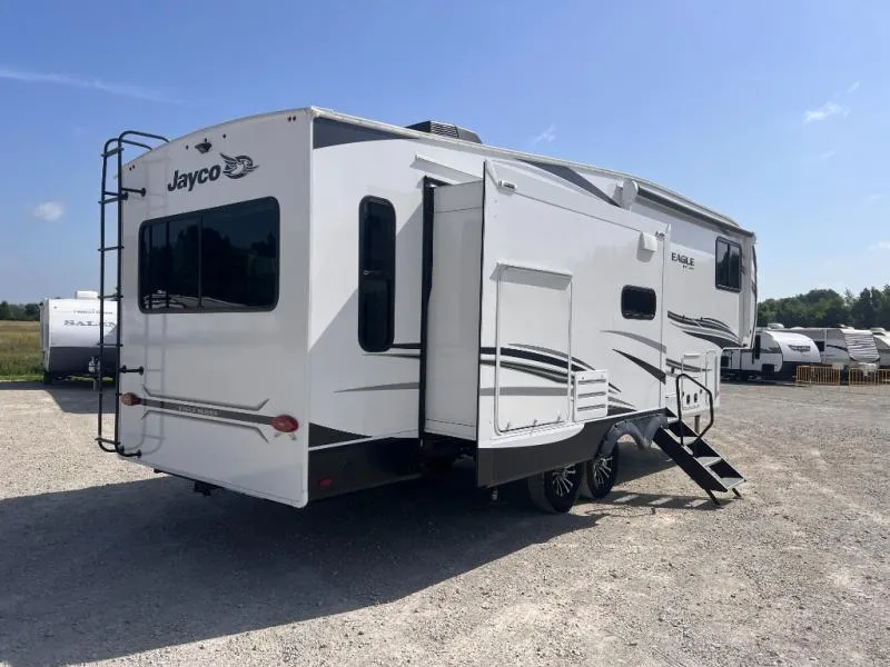 2023 Jayco Eagle HT 28.5RSTS - Photo 3