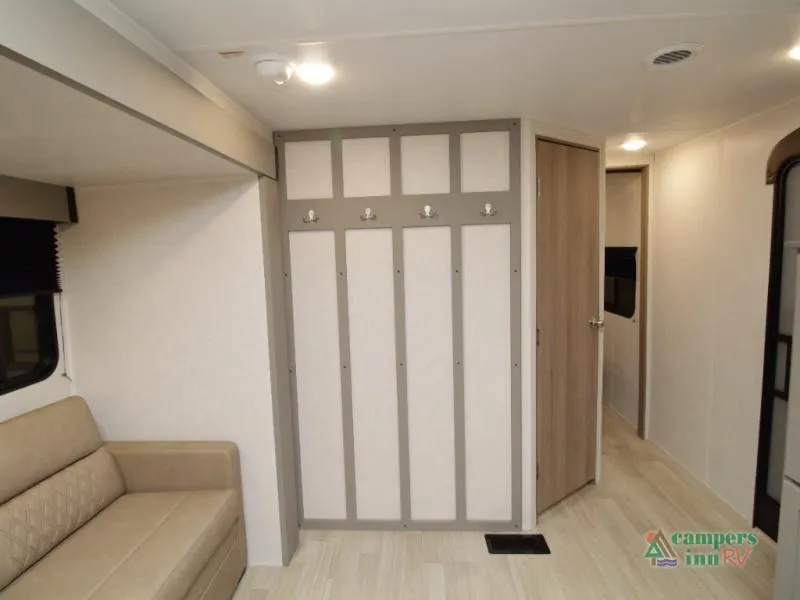 2026 Keystone Hideout Sport 291BR - Photo 4