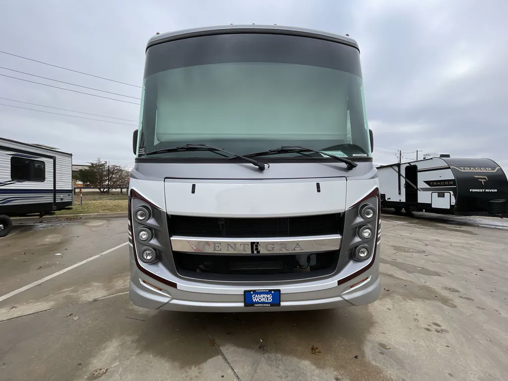 2025 Entegra Coach Vision XL 36C, Photos photo 2