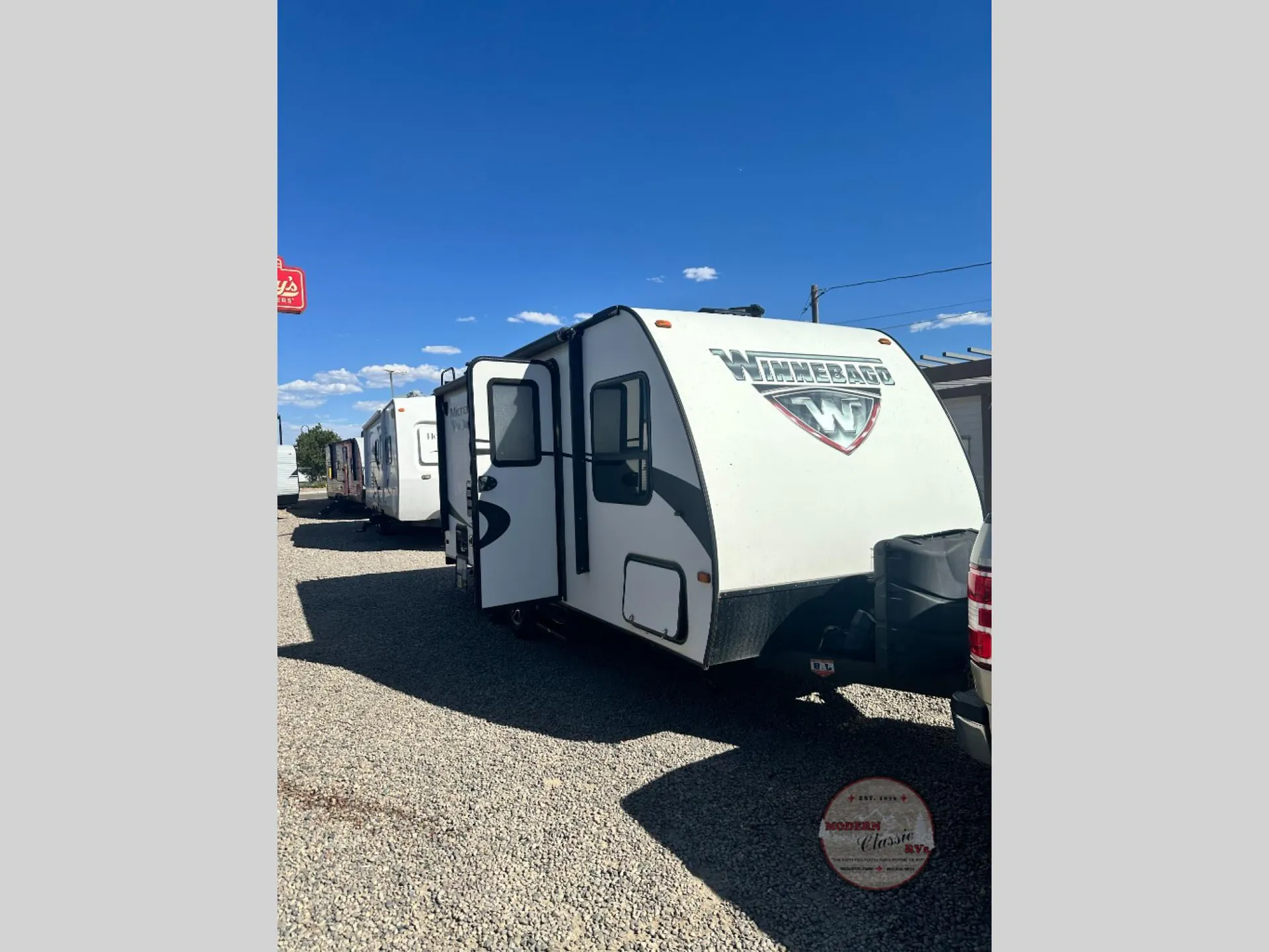 2018 Winnebago Micro Minnie 2106FBS - Photo 2