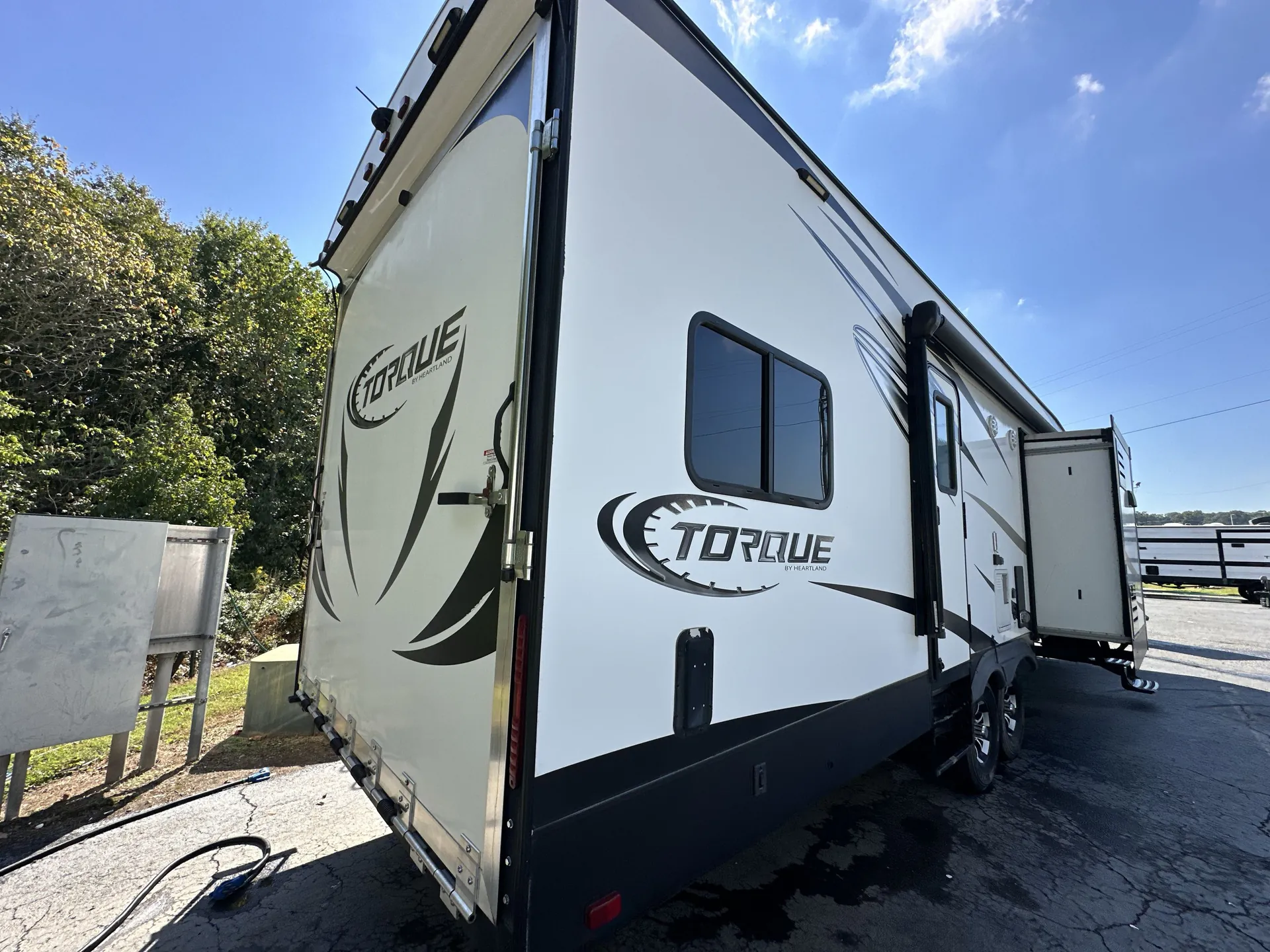 2018 Heartland Torque T31 — living area main