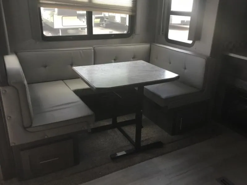 2019 Forest River Rockwood Ultra Lite 2896MB - Photo 4