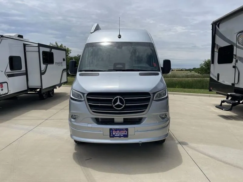2027 Grech RV Strada-ion AWD New    AWD LOUNGE-ION - Photo 3