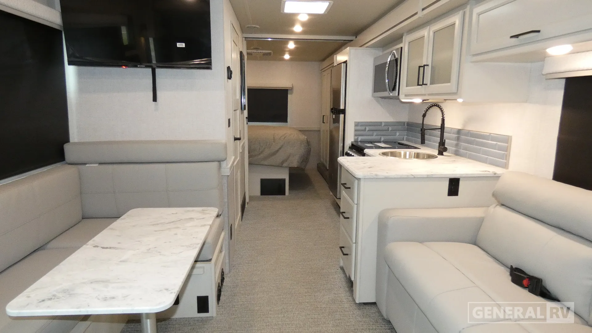 2026 Holiday Rambler Admiral 29M - Photo 3