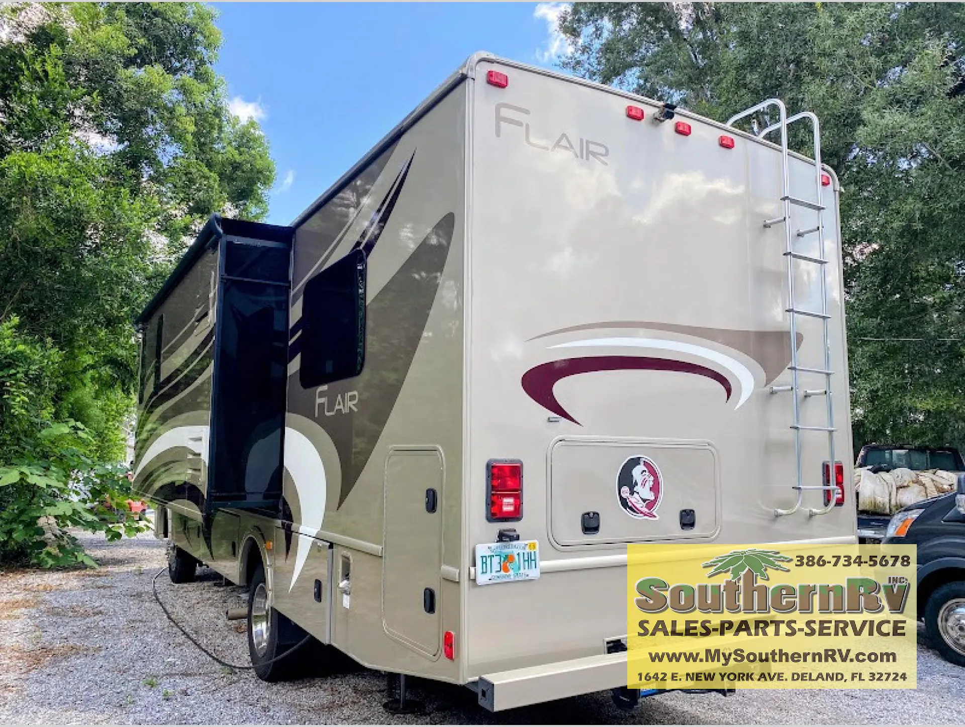 2016 Fleetwood Flair 29T - Photo 3