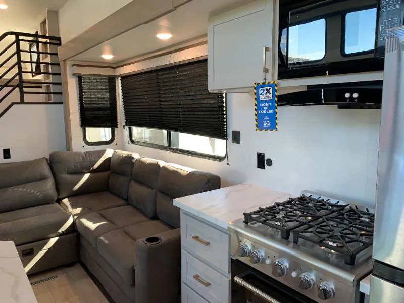 2027 Jayco Jay Flight Bungalow JayLoft, Photos photo 11